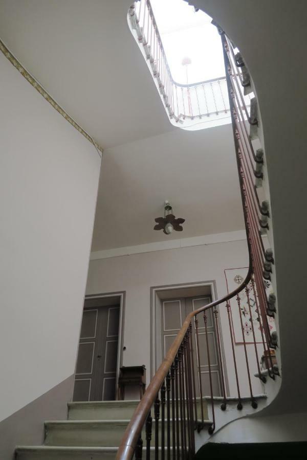 Le Domaine De Fraissinet Bed & Breakfast Ouveillan Екстериор снимка